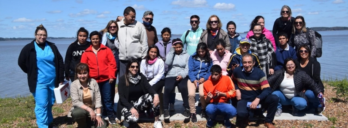 El Complejo Recreativo y de Integración del Paraje Ascona recibió un contingente de Ceibas de jóvenes con discapacidad