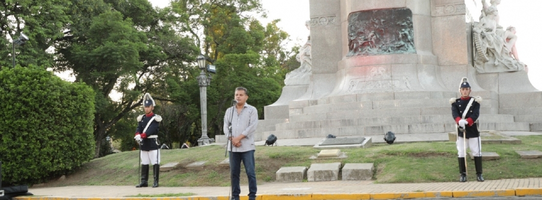Comienza el ciclo de visitas guiadas al monumento de Urquiza en Paran