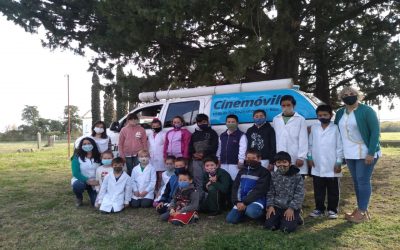 2300 personas disfrutaron del Cinemóvil en escuelas rurales en el segundo semestre
