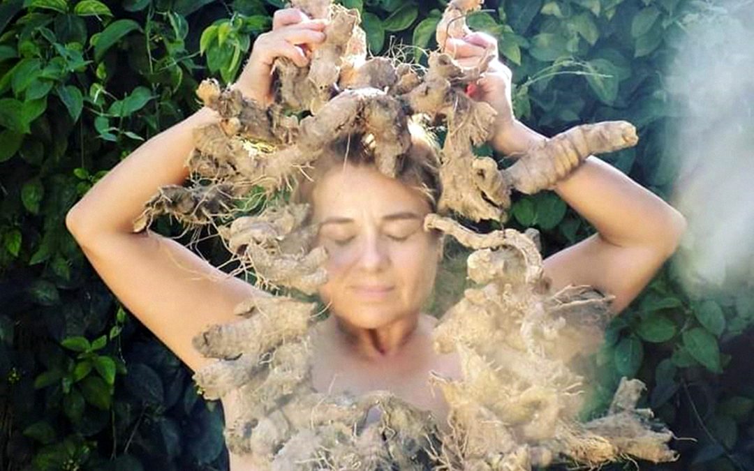 Cerámica contemporánea y performance de la artista Marisa Núñez Caminos en el Museo de Provincial de Bellas Artes