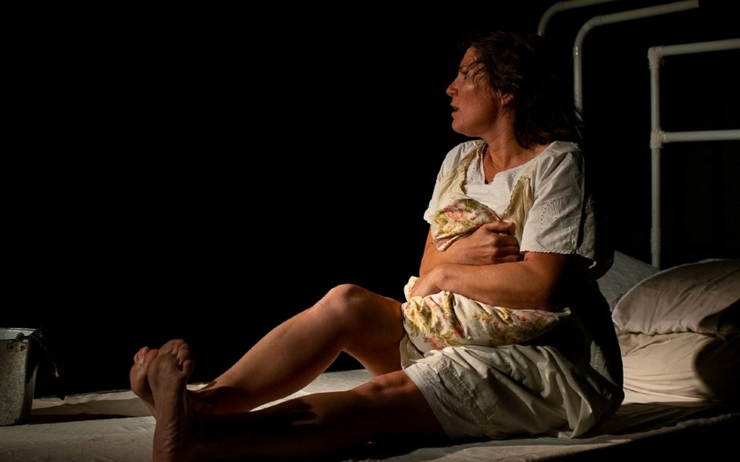 El unipersonal “Cuando el mundo entero dormía” se presenta en Domingos de Teatro en La Usina