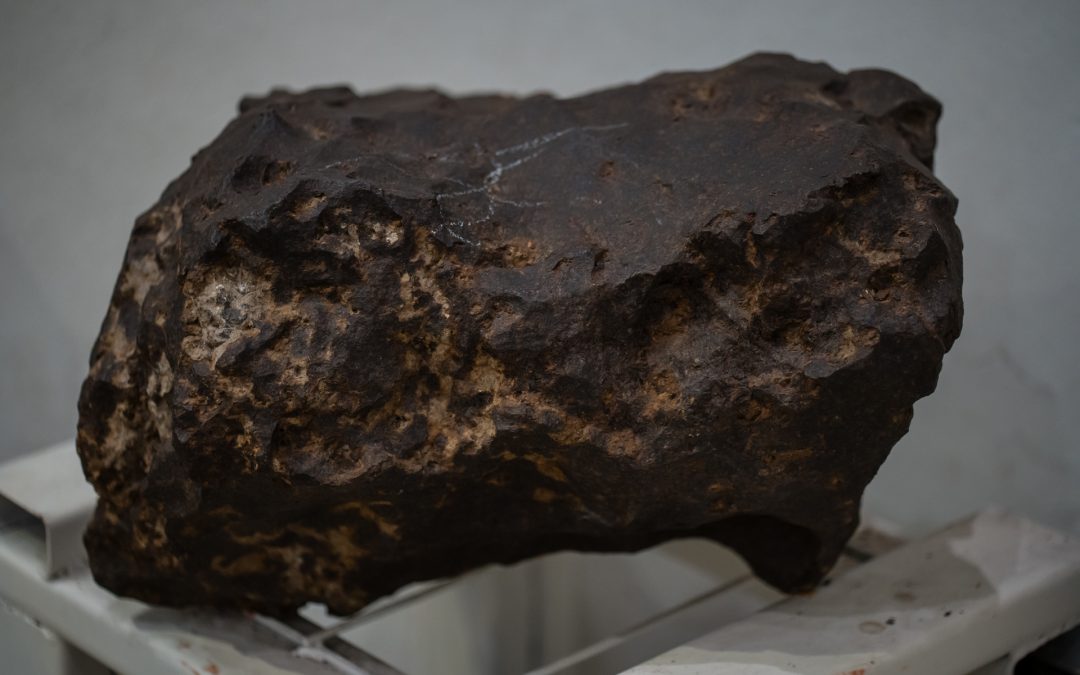 La Provincia restituirá a Chaco dos meteoritos que mantiene en custodia en el Museo Provincial Antonio Serrano