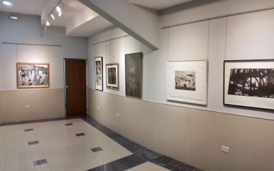 Se presentan obras patrimoniales de artistas argentinas en una muestra homenaje
