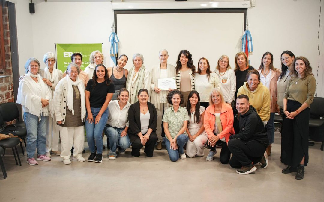 Con una amplia participación del público se realizó el encuentro Elige la calma