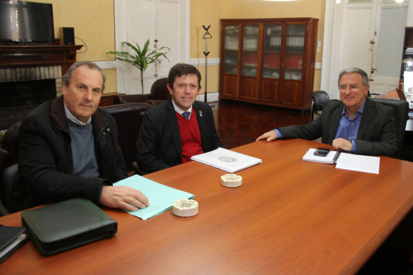 Provincia y municipio coordinan un estudio hidráulico para Villa Elisa
