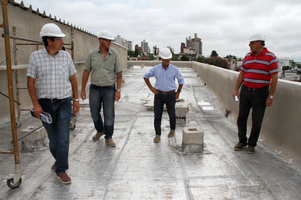Se supervisa la marcha de las obras del Centro de Convenciones de Paraná
