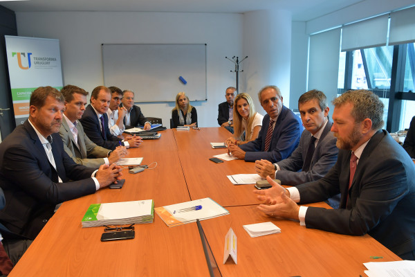 Bordet cierra con el BID un crédito internacional para infraestructura aeroportuaria