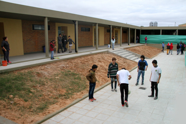 El gobierno provincial controla el estado edilicio y el funcionamiento de los servicios en las escuelas