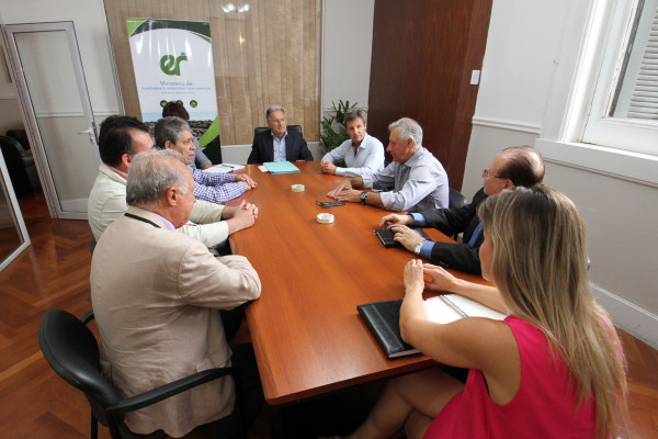 El gobierno provincial analiza la obra pública con la Cámara de la Construcción y la Uocra