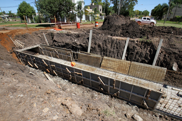 Trabajan en el plan de obras para la defensa contra inundaciones