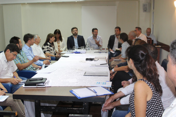 Coordinan obras de infraestructura escolar para Entre Ríos