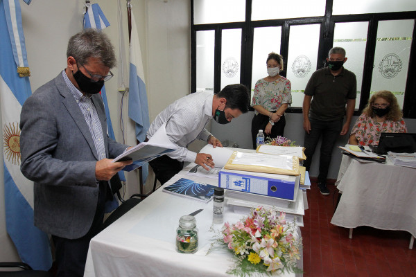 Se realizó la apertura de sobres para la obra de optimización del servicio de agua potable de Santa Elena