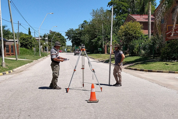 La provincia realiza relevamientos para la elaboración de proyectos de cloacas en distintas localidades entrerrianas