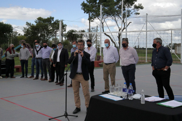 Quedó inaugurado el nuevo Playón Multideportivo de la localidad de Herrera