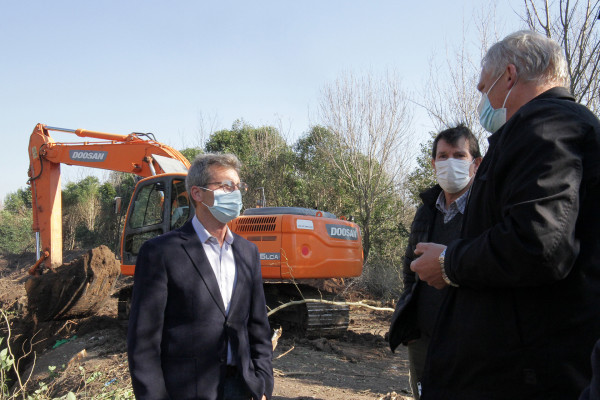 La obra de limpieza del canal de Viale dará solución a los problemas de desagües pluviales de la localidad