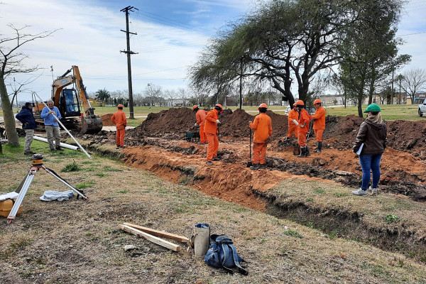 Iniciaron las obras de construcción del sistema de desagües cloacales de Tabossi