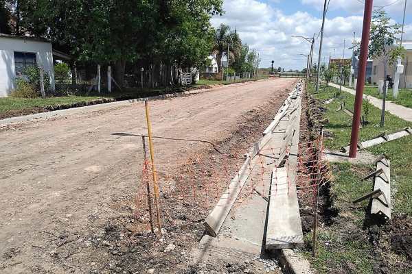 Finalizó la obra de cordón cuneta y badenes en Santa Anita