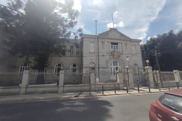 Se publicó el llamado a licitación para la construcción del gimnasio cubierto de la escuela Victorín de Concordia