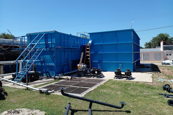 Se realizó la instalación de la nueva planta compacta potabilizadora de agua en Ceibas