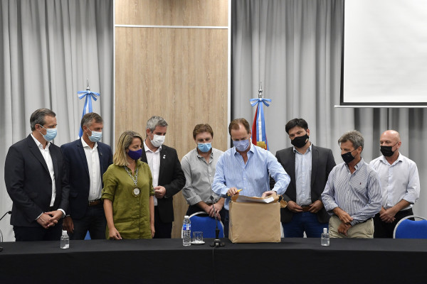 Bordet abrió las ofertas para construir cinco nuevos edificios educativos de nivel inicial