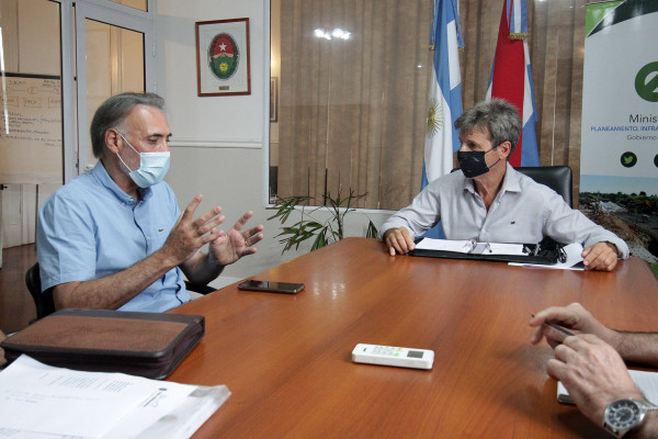 Articulan asistencia para evaluar las propuestas por la licitación del dragado en el puerto de Diamante