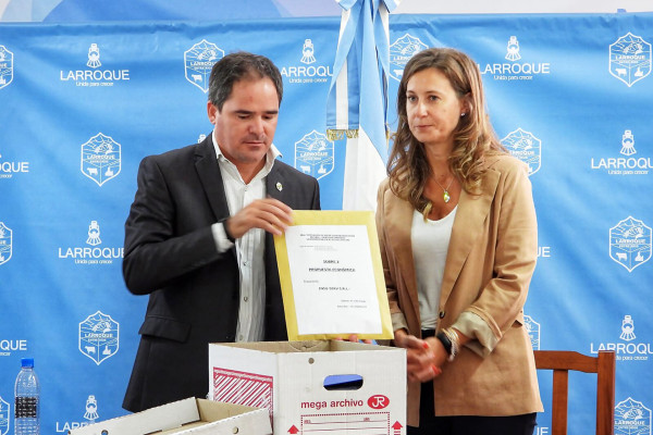 Se presentaron cuatro oferentes para la ampliación de la red de gas natural de Larroque