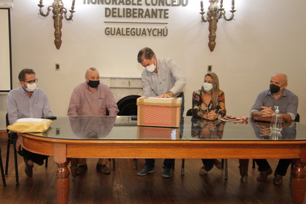 Se abrieron los sobres para la ampliación del sistema de agua potable de Gualeguaychú