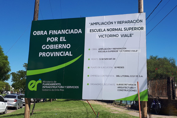 La obra de la Escuela Normal Superior Victorino Viale lleva un mes de trabajo
