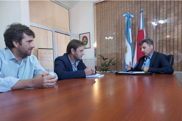 Trabajan en gestiones para obras de saneamiento para Los Charrúas