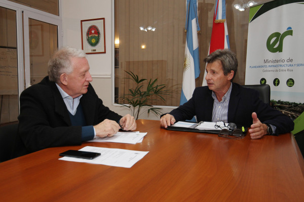 Se trabaja en proyectos para obras de saneamiento en Libertador San Martín