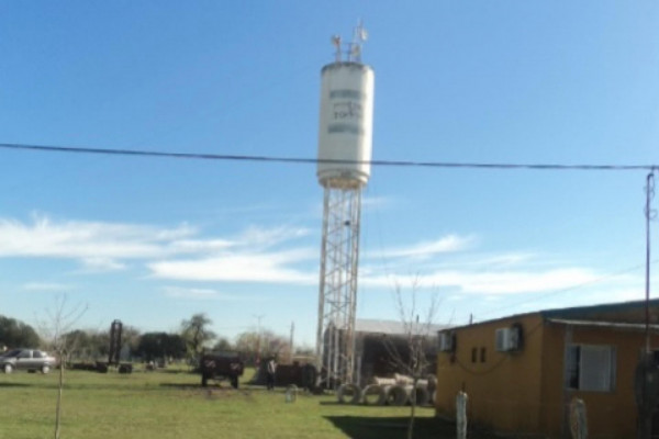 Se restituye el servicio de agua potable en El Cimarrón