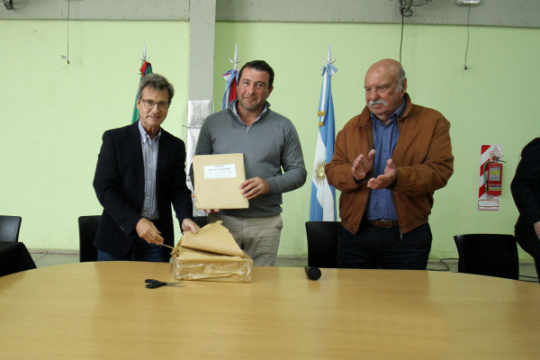 Con una inversión de 100 millones de pesos, se licitó la obra de Construcción Sistema Cloacal en Colonia Elía