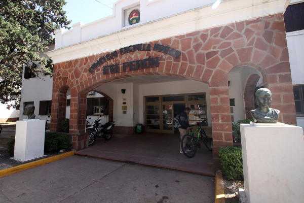El gobierno licita una nueva obra de mejoras para la Escuela Hogar Eva Perón de Paraná