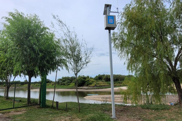 Se instaló una nueva estación meteorológica e hidrométrica en San Jaime
