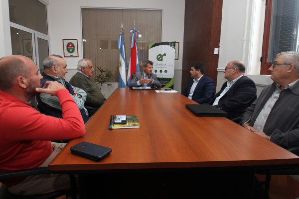 Proyectan una obra de agua potable que beneficiará a la producción y vecinos de San José