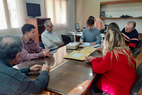 Se abrieron los sobres para reparaciones edilicias en la Editorial Entre Ríos