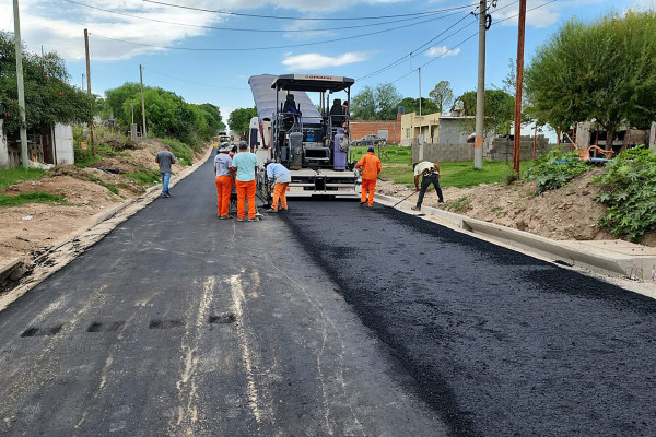 La obra de desagües pluviales de Diamante alcanza el 80 por ciento de ejecución
