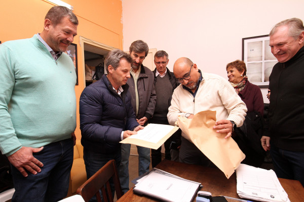 Se licitó la obra de la cubierta de techos para el hospital Felipe Heras