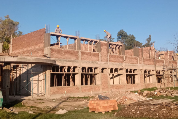 El nuevo edificio de la Escuela Nº 11 de Federal avanza a buen ritmo