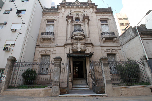 Se llama a licitación para la obra de restauración de la Biblioteca Popular de Paraná
