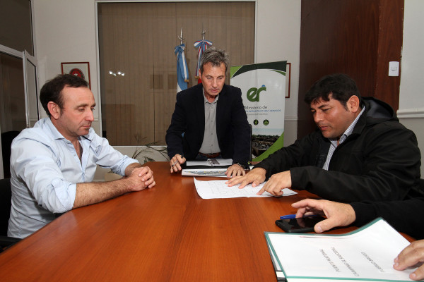 Repasaron obras y gestiones para Pueblo Brugo