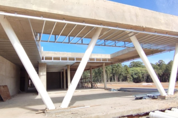 La obra del Aeropuerto de Concordia avanza con la nueva terminal y balizamiento de la pista