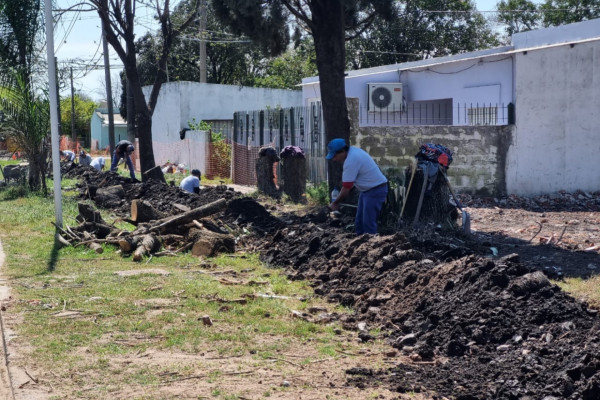 Comenzó la obra de ampliación de red de gas natural en la localidad de Maciá