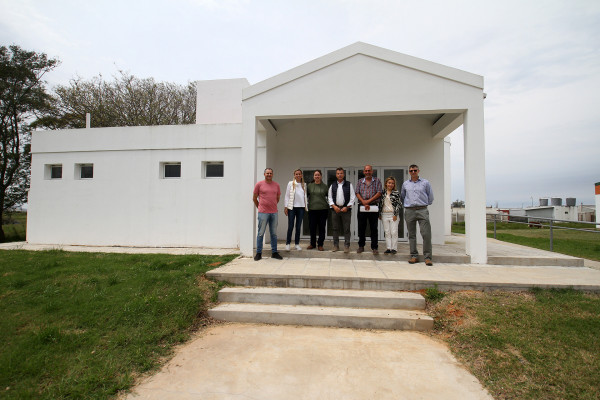 La provincia otorgó en comodato el SUM de Villa del Rosario al consorcio de Regantes