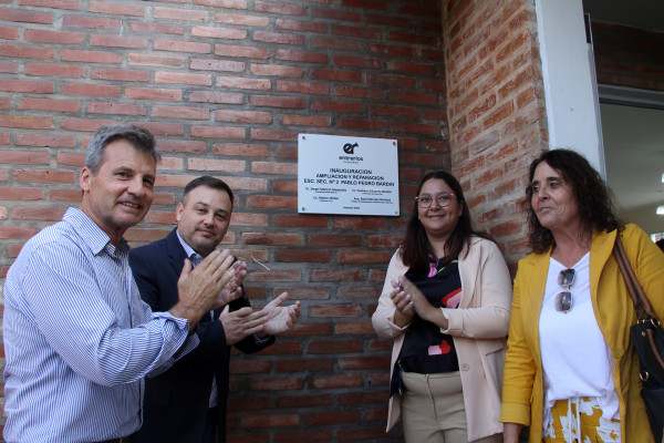Quedó inaugurada la ampliación de la escuela secundaria N° 2 de Piedras Blancas