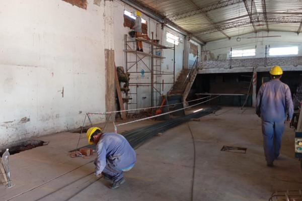 Comenzó la obra para la ampliación del edificio de la Escuela Técnica N° 4 de Paraná