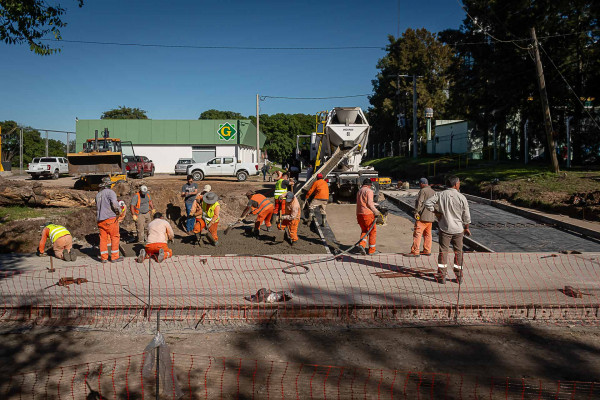 A buen ritmo avanza el acceso para tránsito pesado en Pueblo Brugo