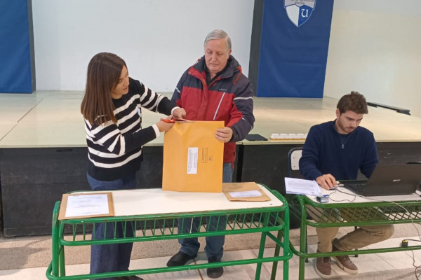 Se ejecutarán trabajos de impermeabilización de cubiertas y mejoras estructurales en la Escuela Nº 16 de Urdinarrain