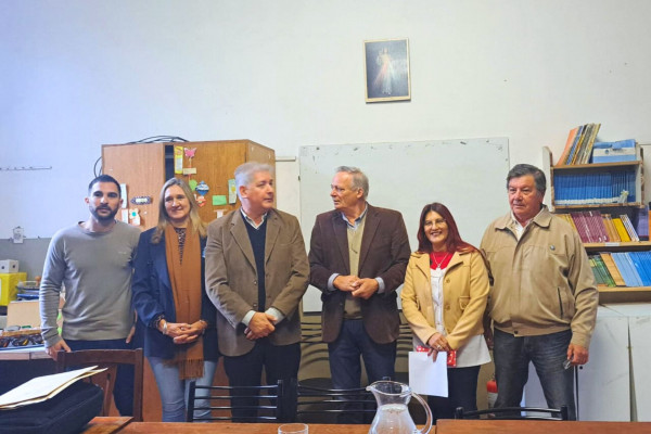 Se abrieron los sobres para la reparación integral de la Escuela Nº 60 de Viale