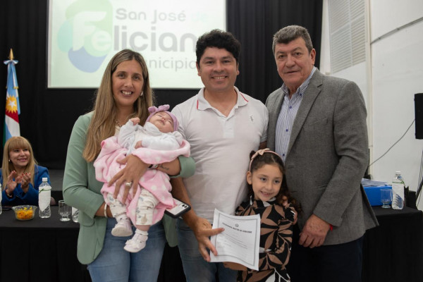 La provincia avanza en la regularización dominial en Feliciano